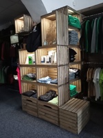 Butik - stavebnice regálů na prodej modních doplňků od JPL SKYWANDER